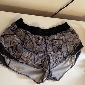 Lululemon black and white printed workout shorts
